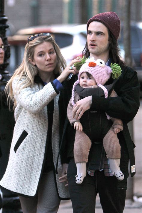 sienna miller children.